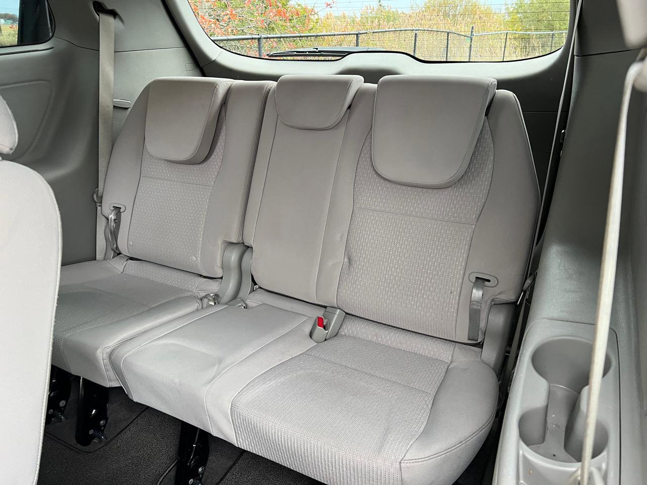 Used 2016 Kia Sedona LX w/ LX Convenience Package image 9