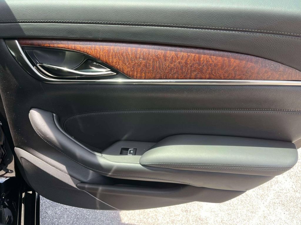 Used 2017 Cadillac CTS Luxury RWD image 17