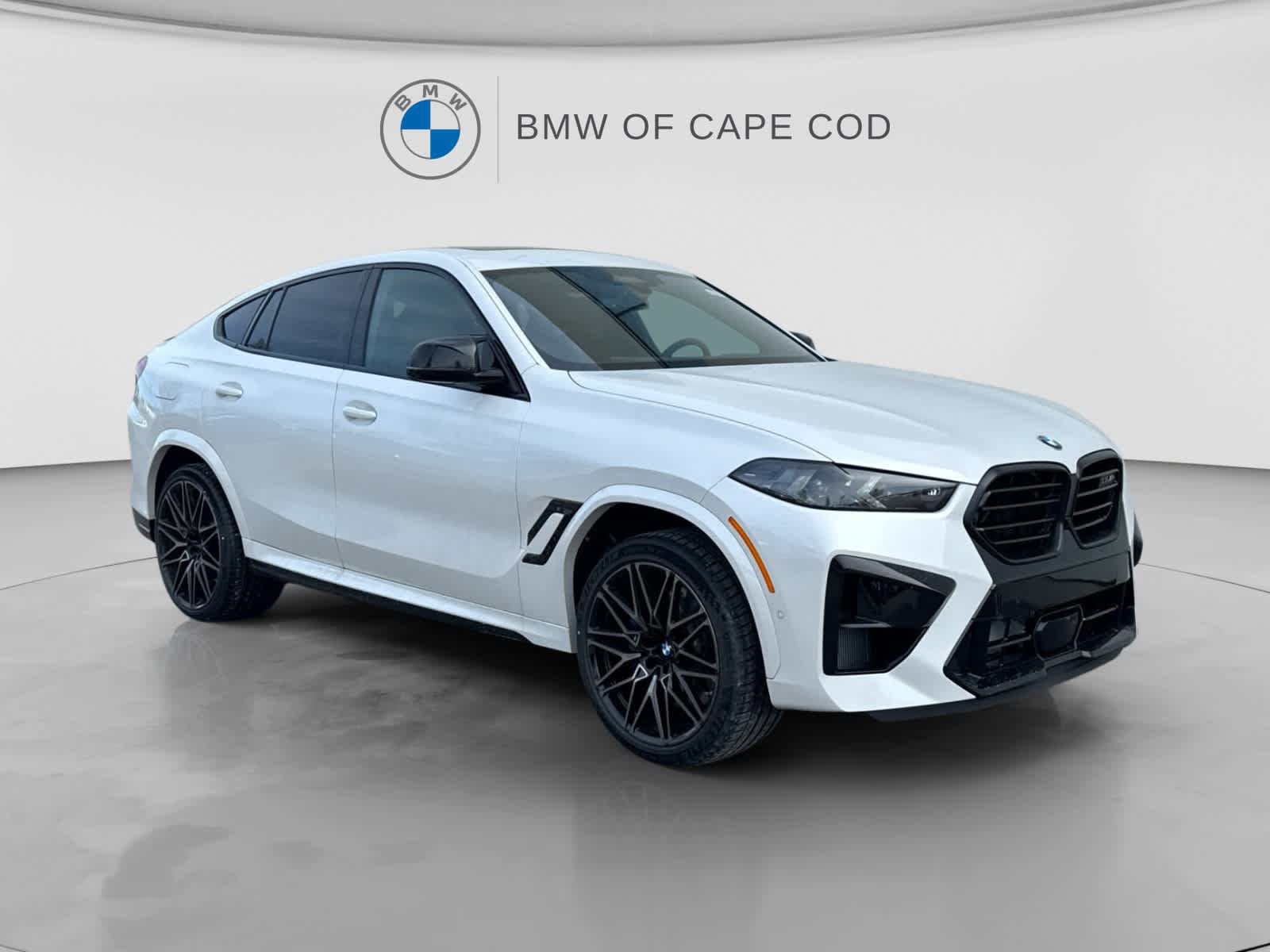 Used 2026 BMW X6 M Competition w/ Executive Package AWD/4WD image 2