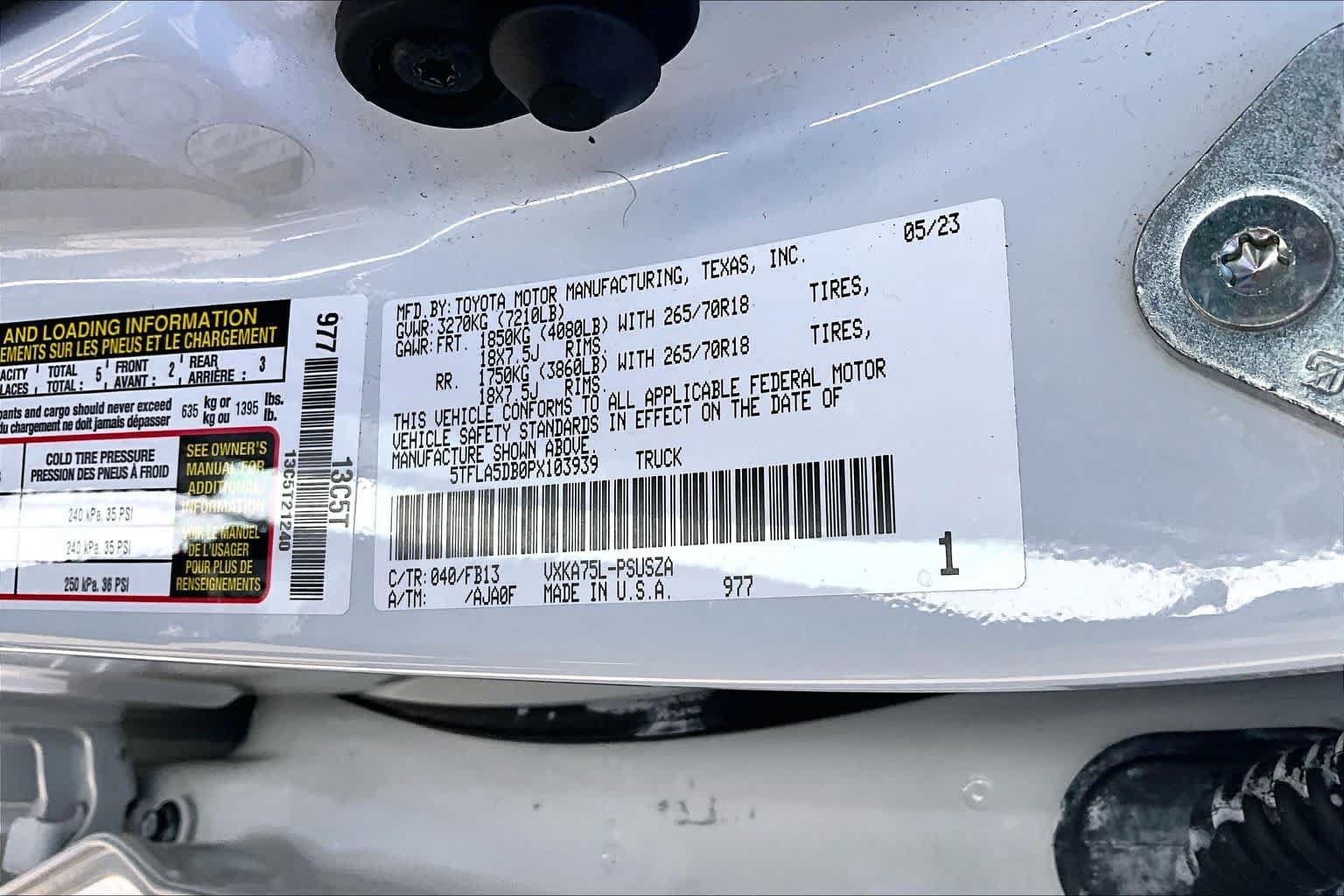 Used 2023 Toyota Tundra SR5 w/ SR5 Convenience Package AWD/4WD image 36
