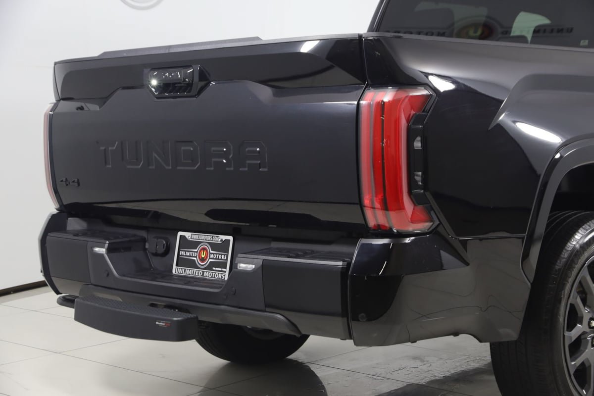 Used 2023 Toyota Tundra Platinum AWD/4WD image 44