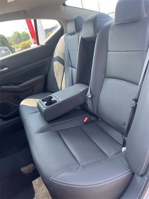 New 2025 Nissan Altima 2.5 SL image 10