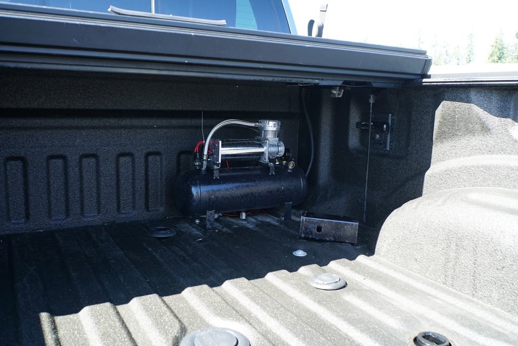 Used 2022 Ford F350 Platinum AWD/4WD image 31