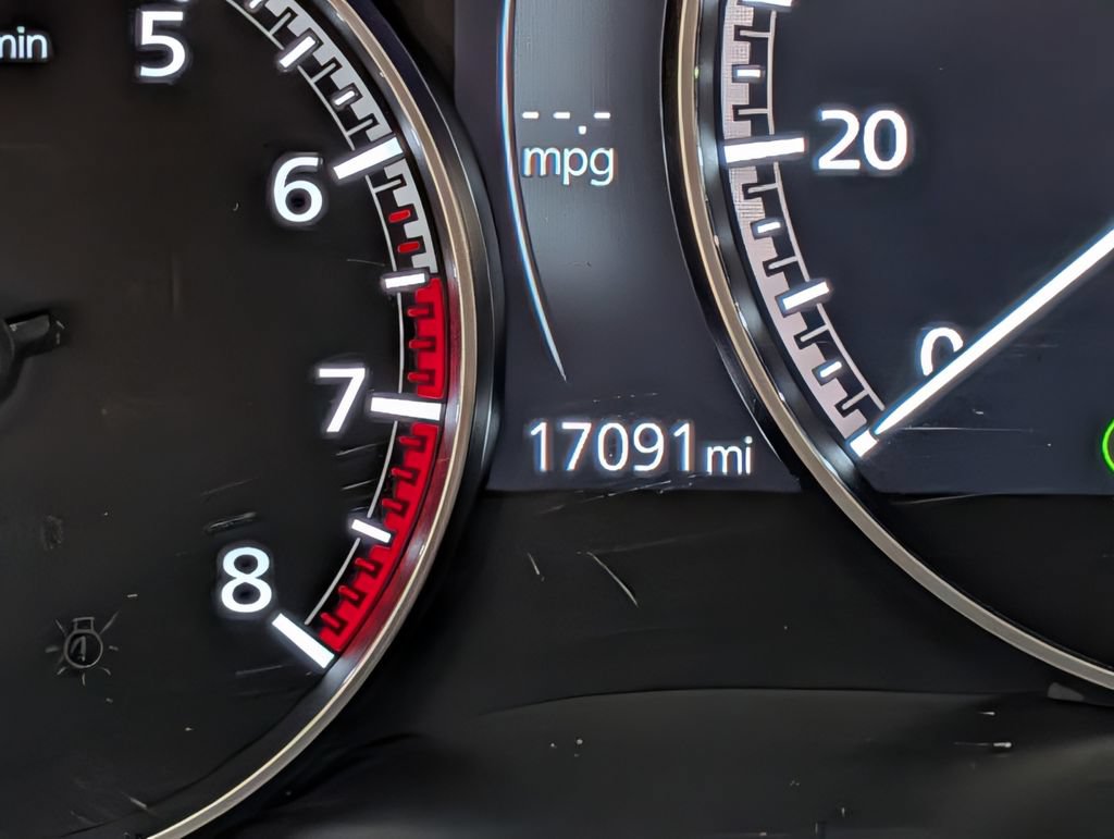 Used 2024 MAZDA MAZDA3 s FWD image 17