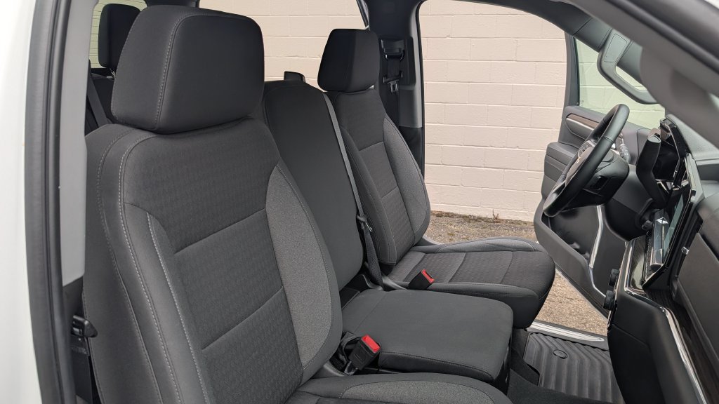 Used 2024 Chevrolet Silverado 1500 LT AWD/4WD image 21