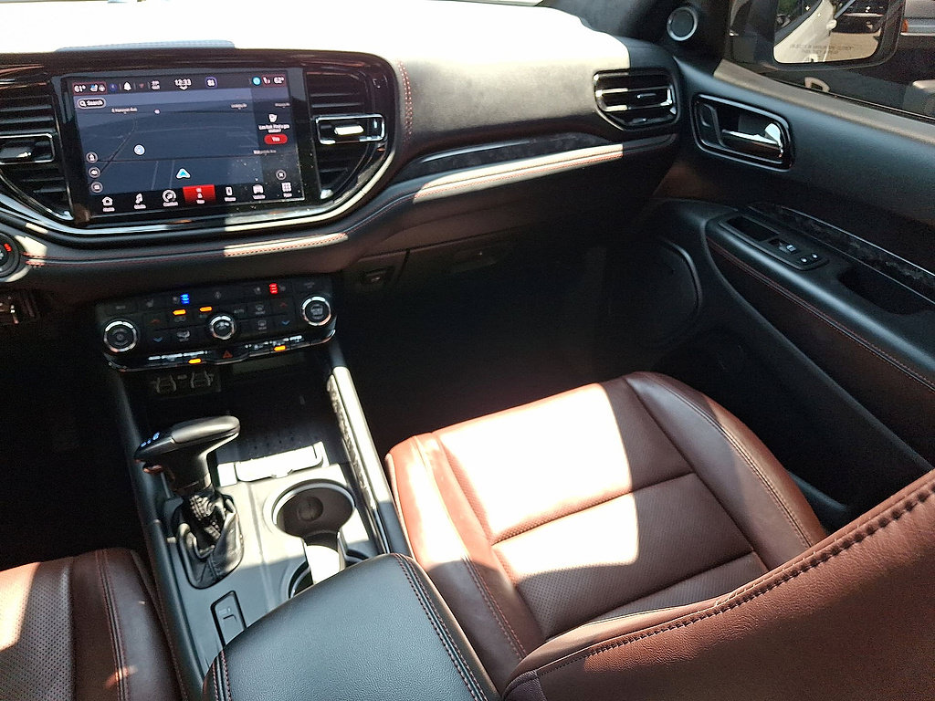 Certified 2025 Dodge Durango R/T AWD/4WD image 11