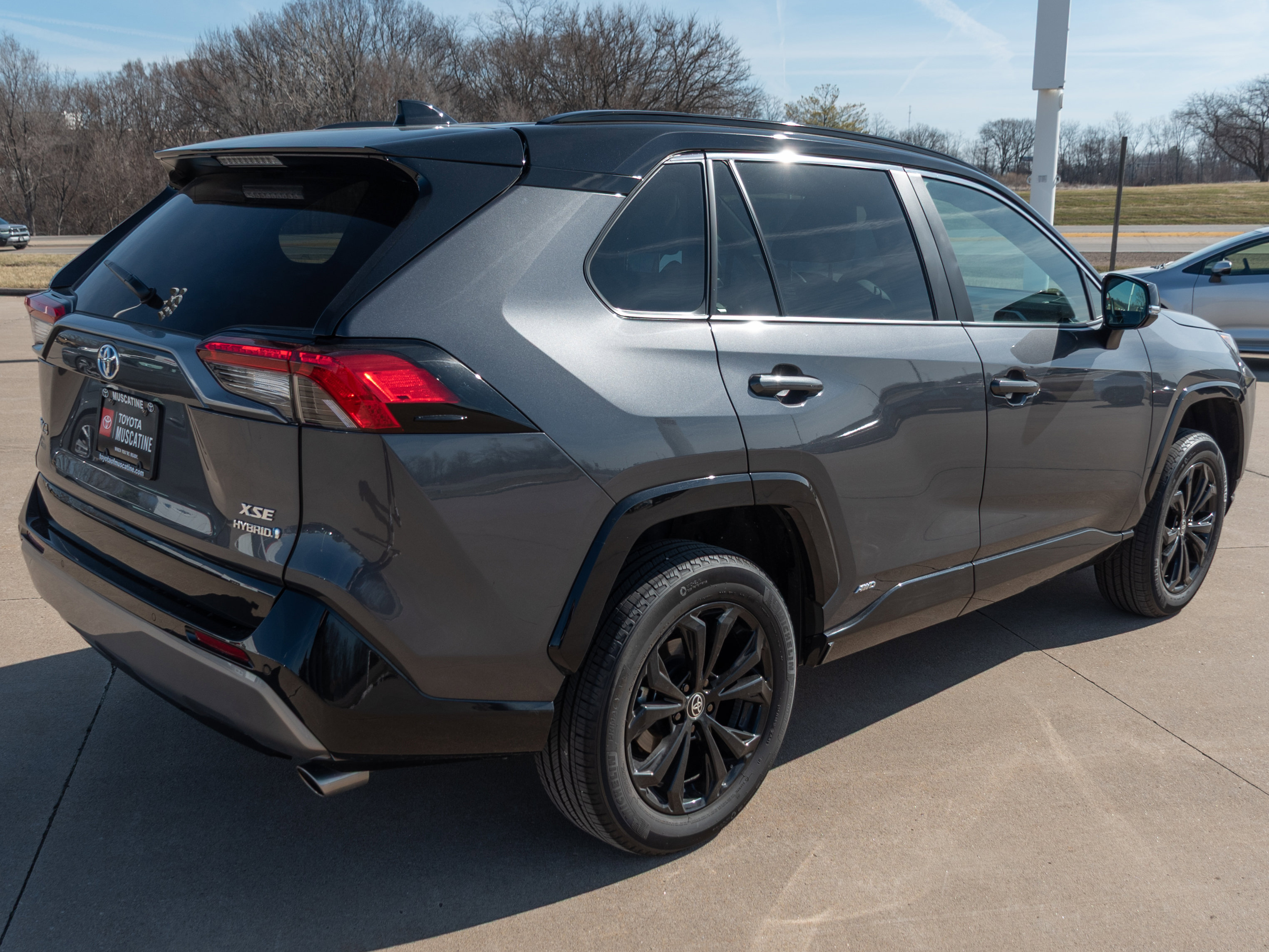 Used 2024 Toyota RAV4 XSE w/ Advanced Technology Package AWD/4WD image 20