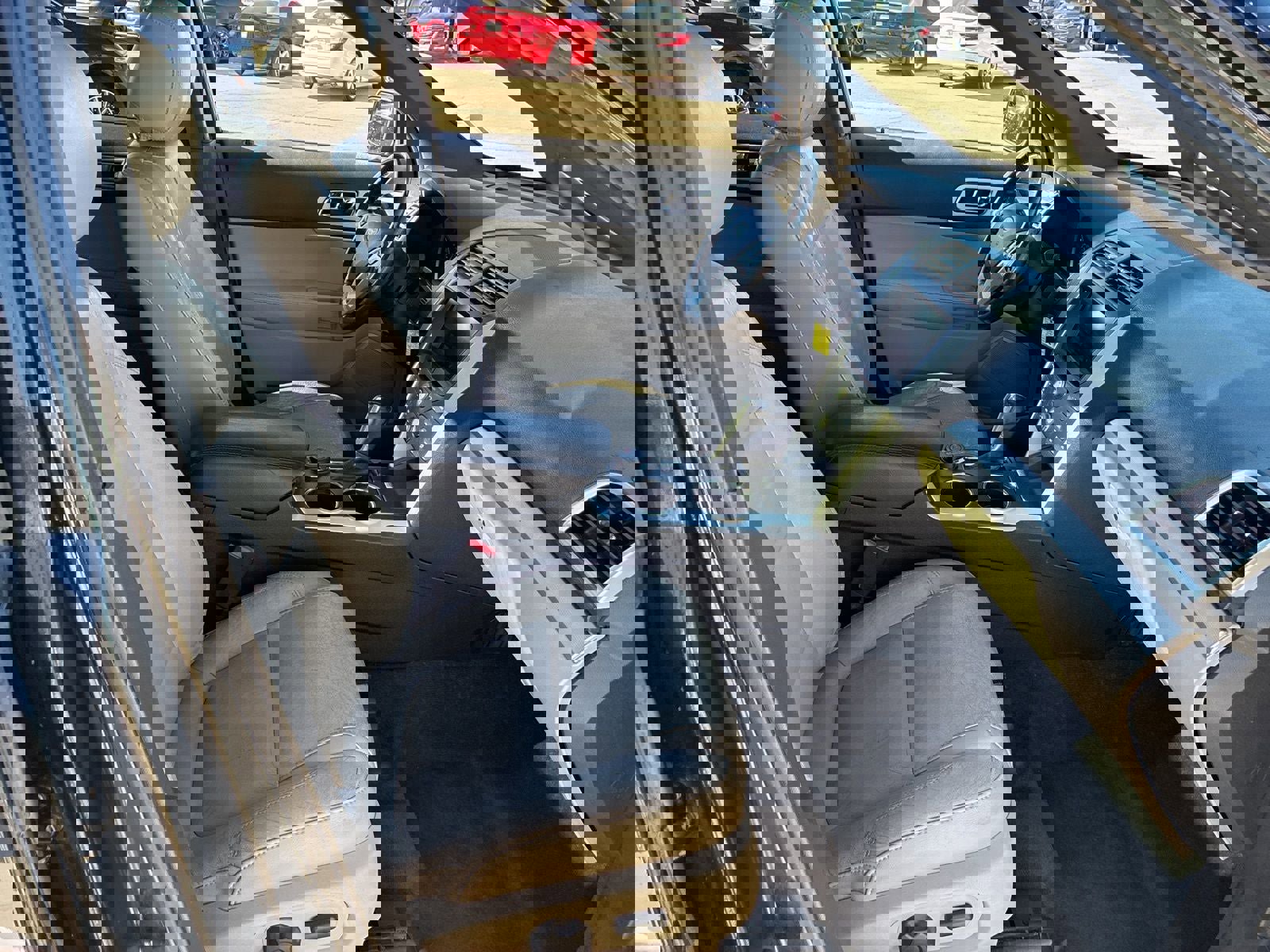 Used 2013 Ford Explorer XLT image 19