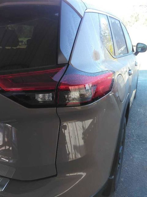 Used 2025 Nissan Rogue SV video 3