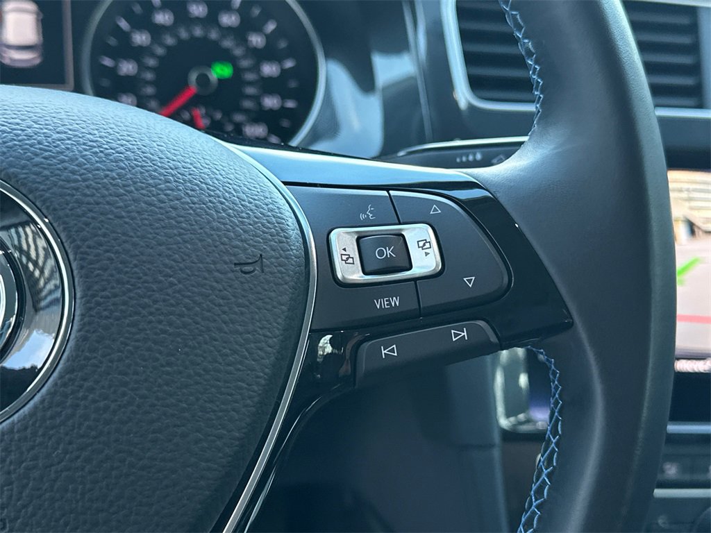 Used 2019 Volkswagen e-Golf SE w/ Driver Assistance Package image 32