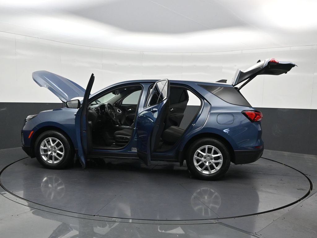 Used 2024 Chevrolet Equinox LT FWD image 33