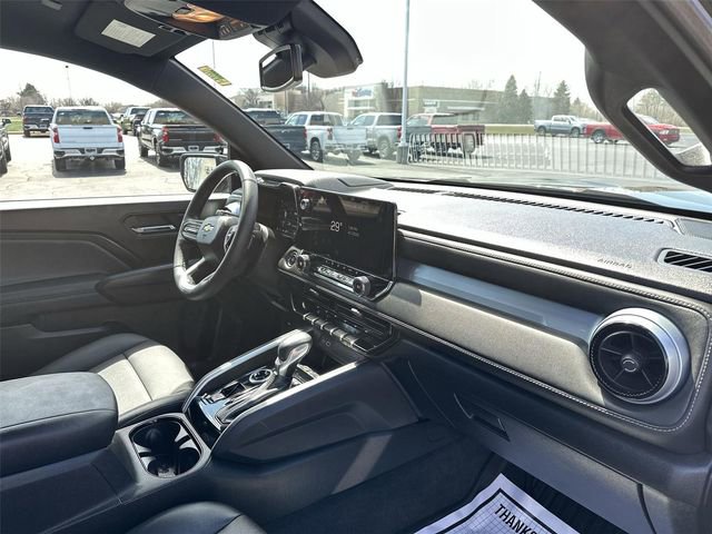 Used 2024 Chevrolet Colorado LT w/ LT Convenience Package III AWD/4WD image 27