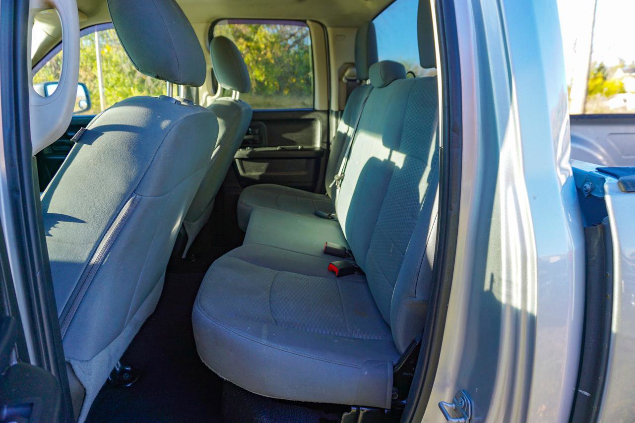 Used 2019 RAM 1500 Express w/ Express Value Package AWD/4WD image 21