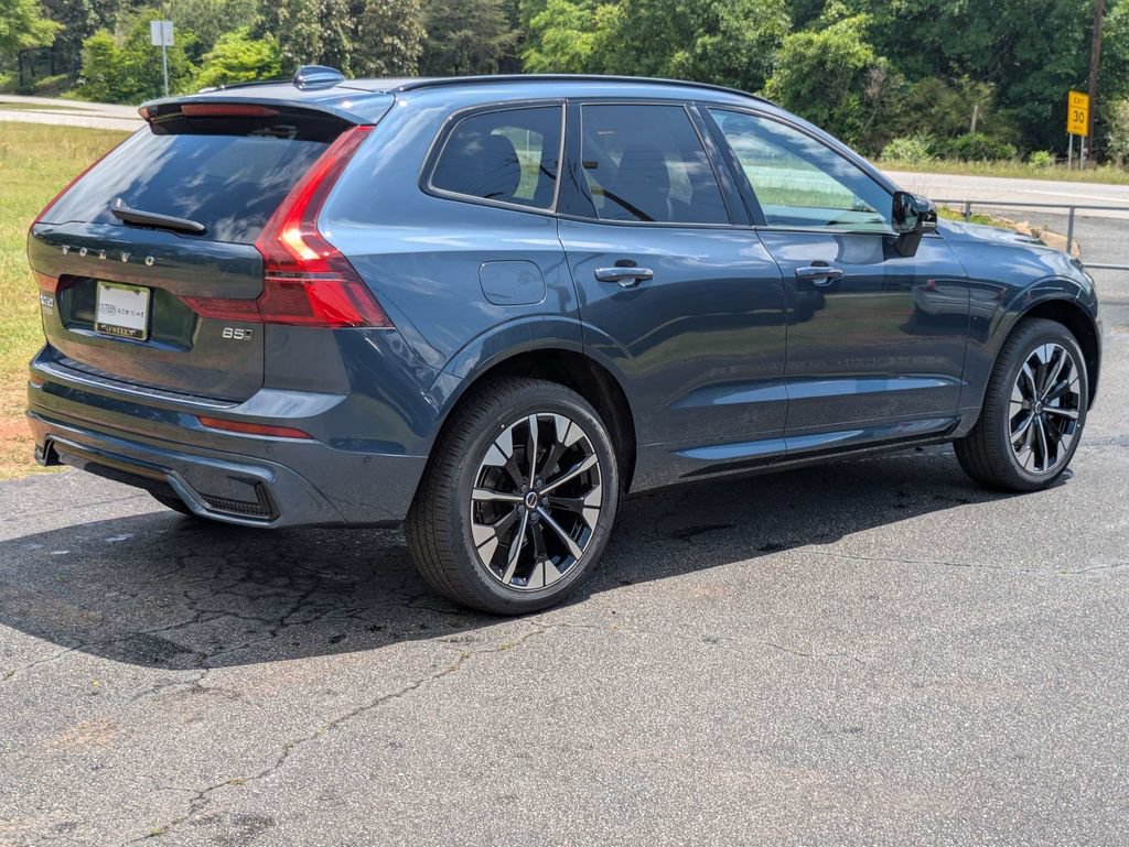 Used 2026 Volvo XC60 B5 Plus w/ Protection Package Premier AWD/4WD image 4