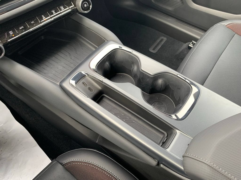New 2024 Chevrolet Equinox EV RS FWD image 31