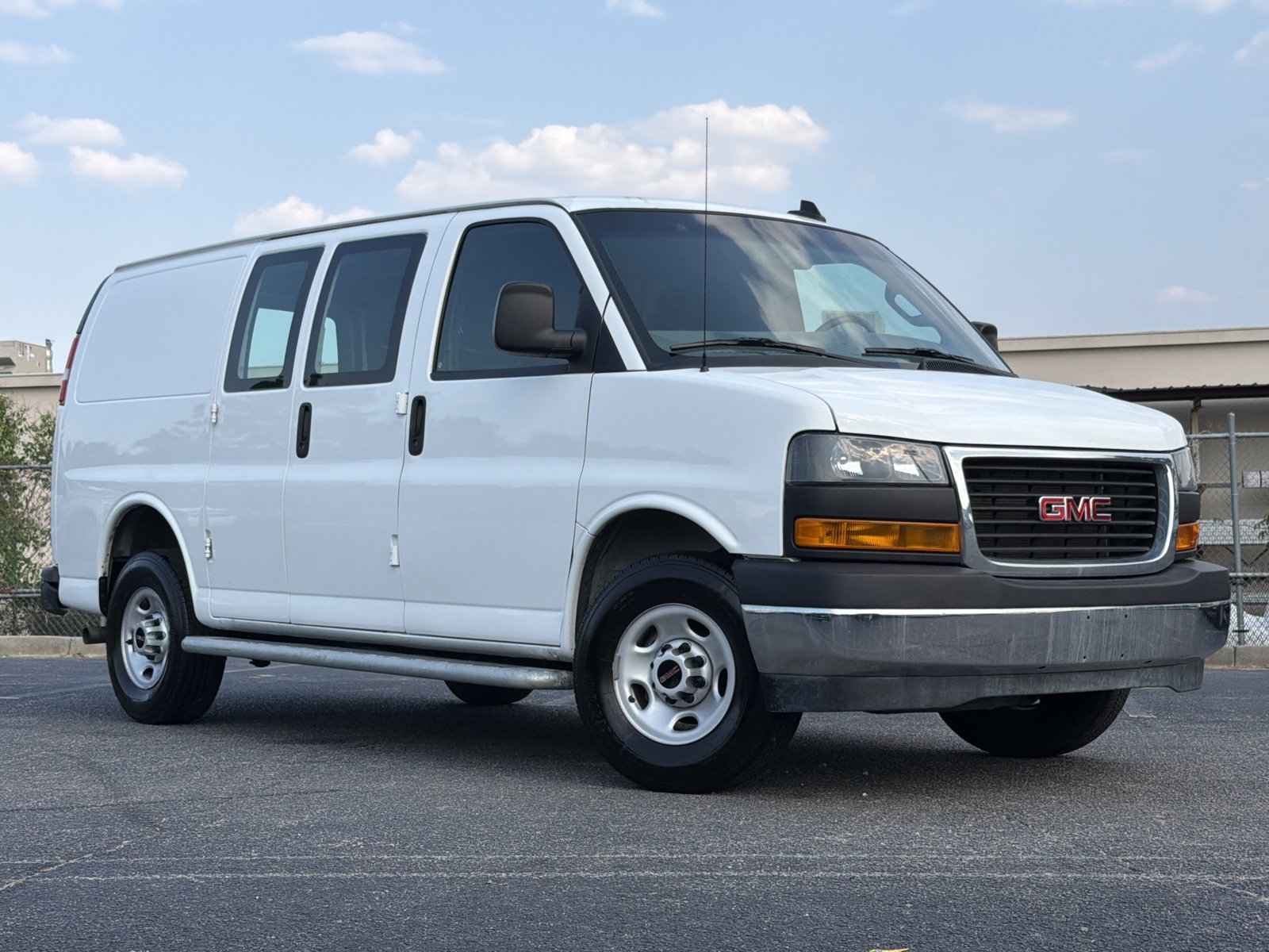 Used 2024 GMC Savana 2500 w/ Driver Convenience Package RWD image 2
