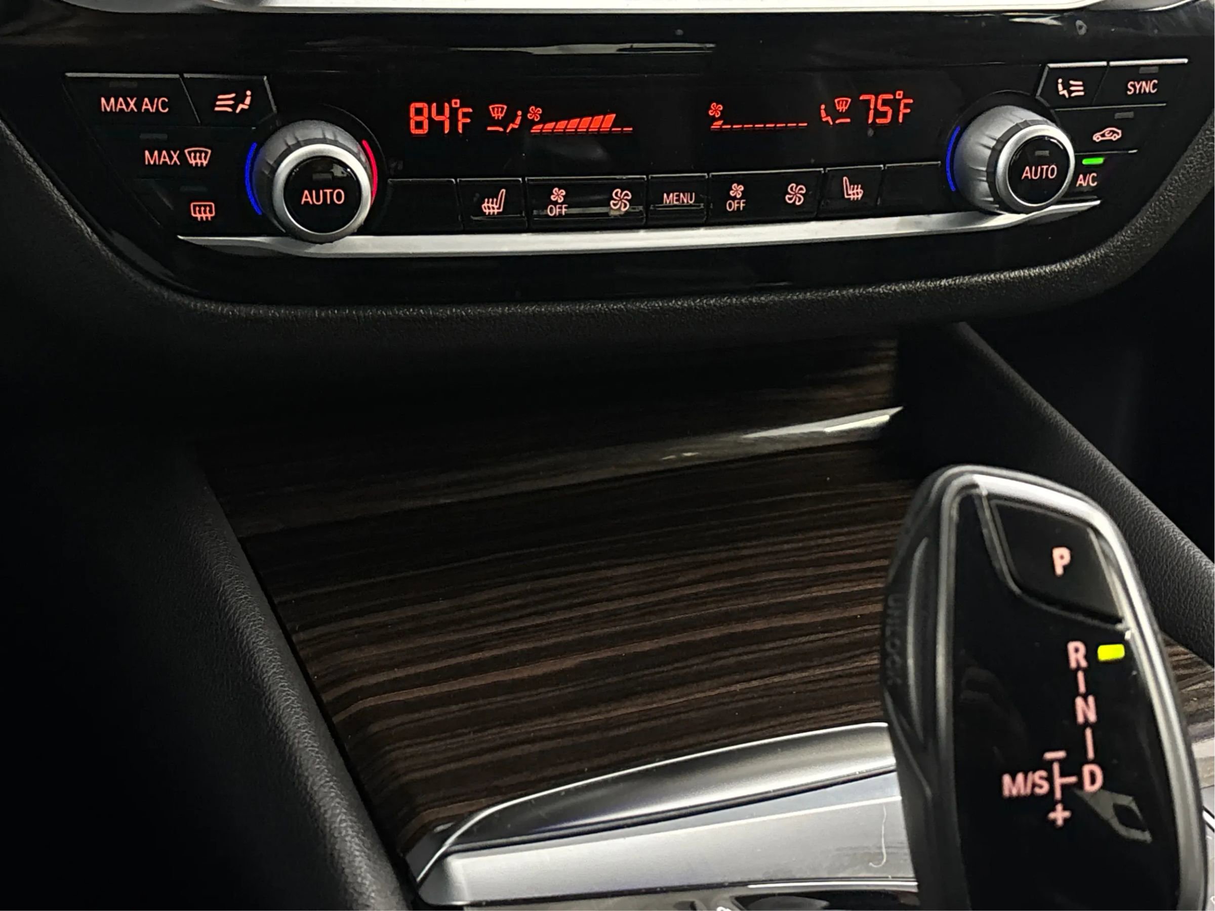 Used 2018 BMW 530e xDrive image 39