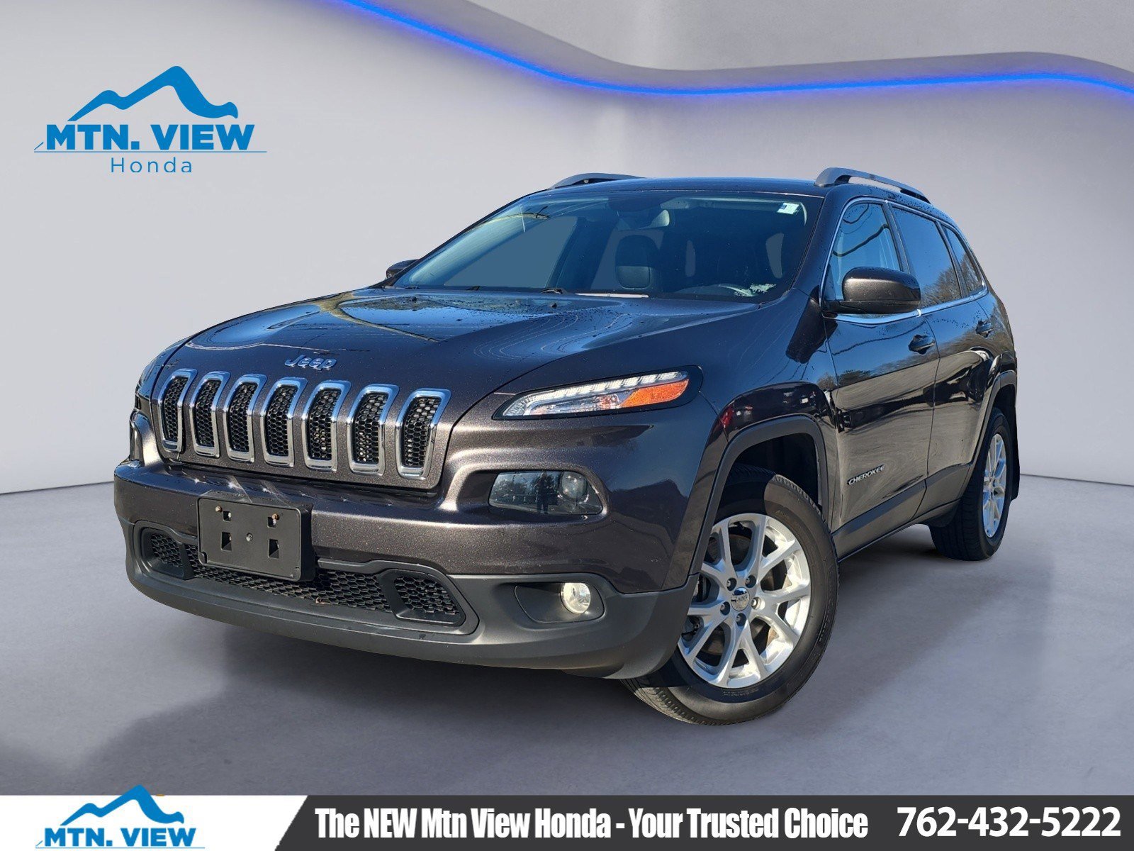Used 2018 Jeep Cherokee Latitude Plus w/ Trailer Tow Group