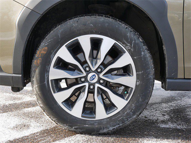 Used 2023 Subaru Outback Limited w/ Tech Package 3 image 9