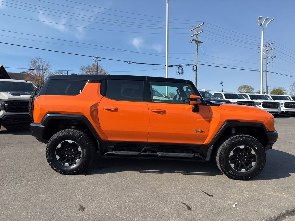 Used 2024 GMC Hummer EV 2X w/ Extreme Off-Road Package image 6