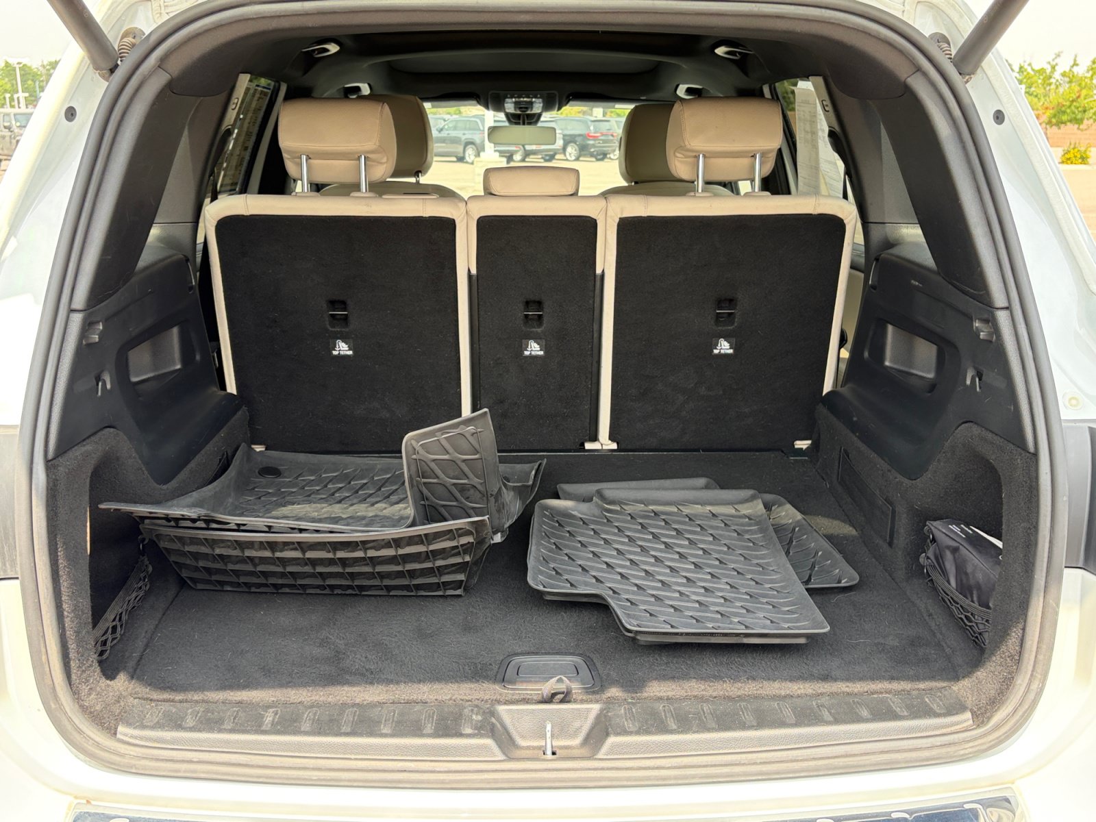 Used 2021 Mercedes-Benz GLB 250 4MATIC image 34
