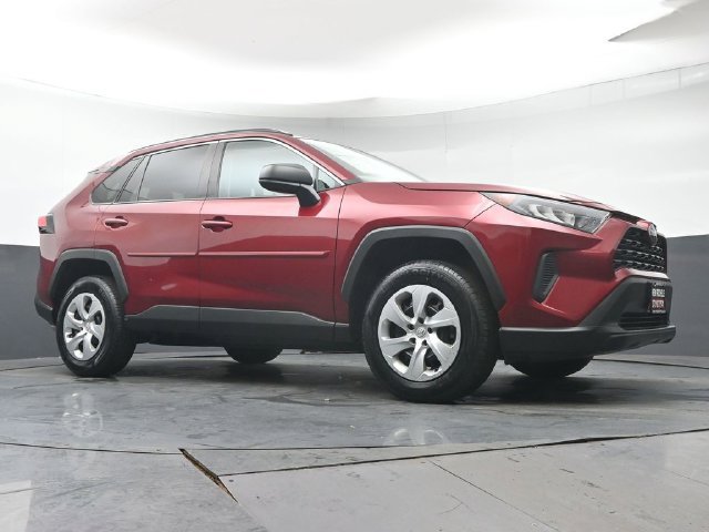 Certified 2021 Toyota RAV4 LE AWD/4WD image 31
