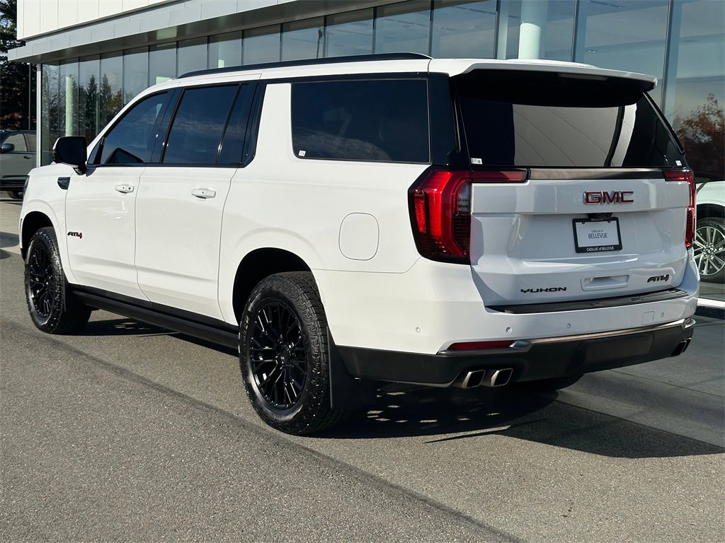 Used 2025 GMC Yukon XL AT4 Ultimate image 3