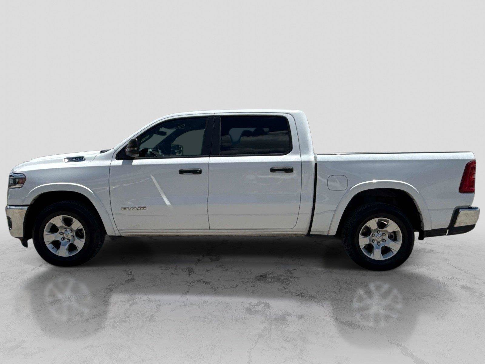 Used 2025 RAM 1500 Big Horn AWD/4WD image 8
