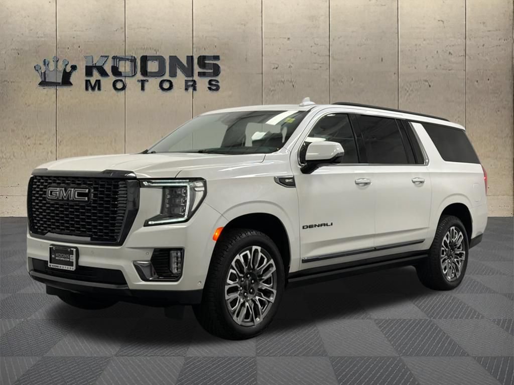 Used 2023 GMC Yukon XL Denali Ultimate AWD/4WD image 1