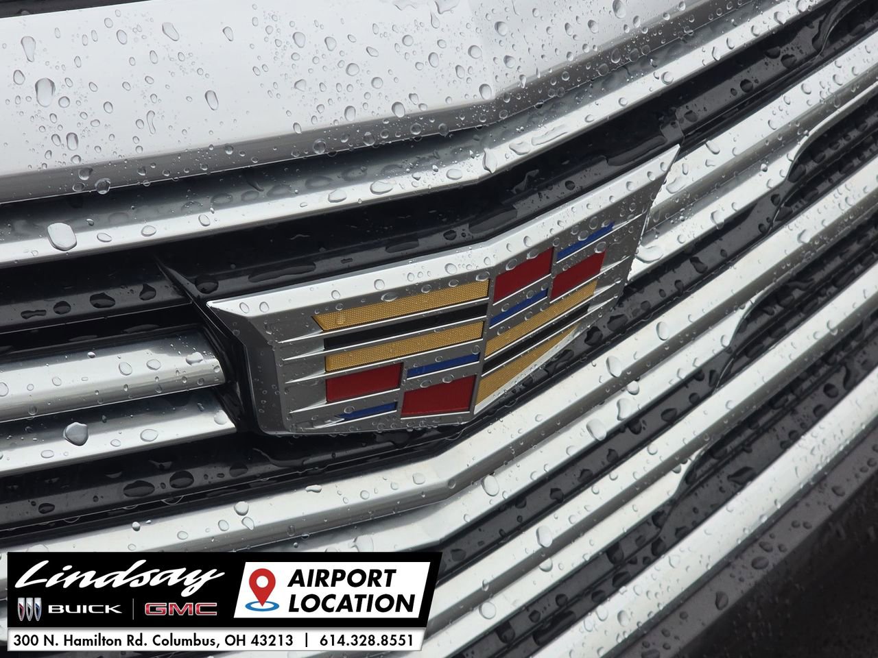 Used 2018 Cadillac XT5 Luxury w/ Driver Awareness Package image 32