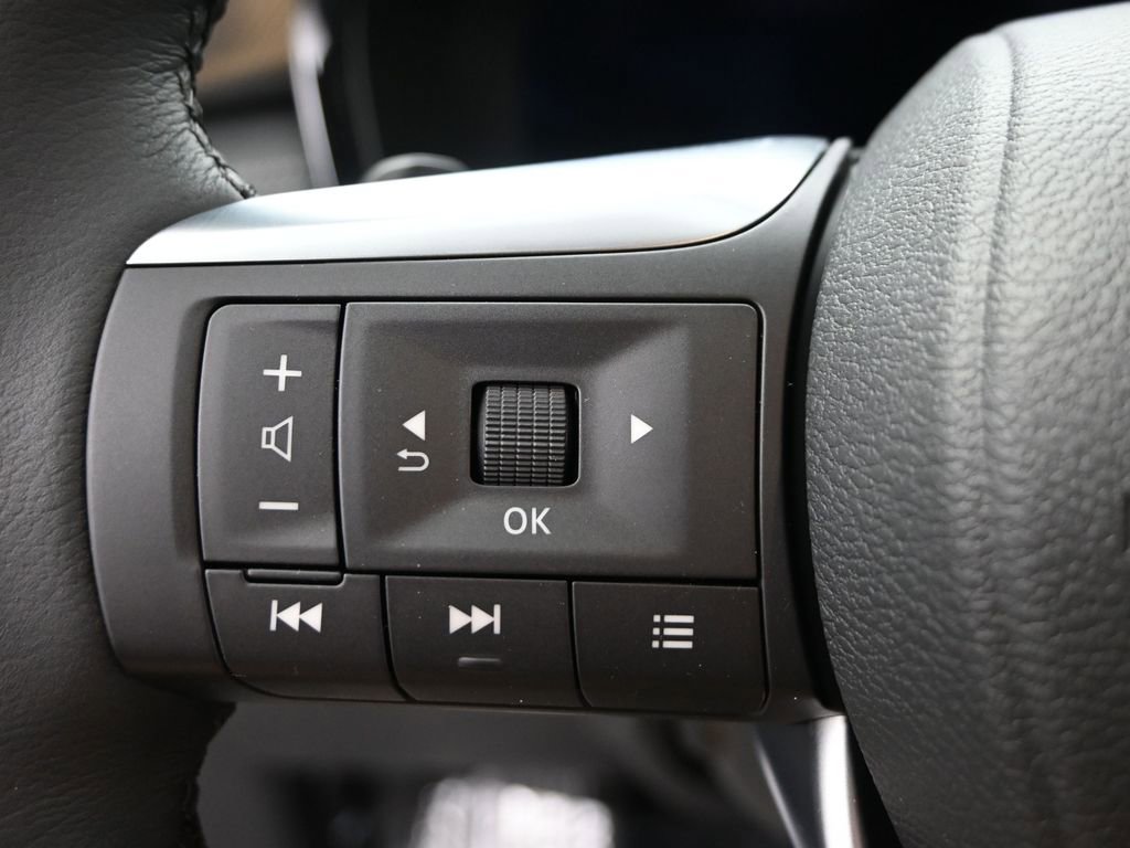 Certified 2025 INFINITI QX60 Luxe w/ Vision Package image 15