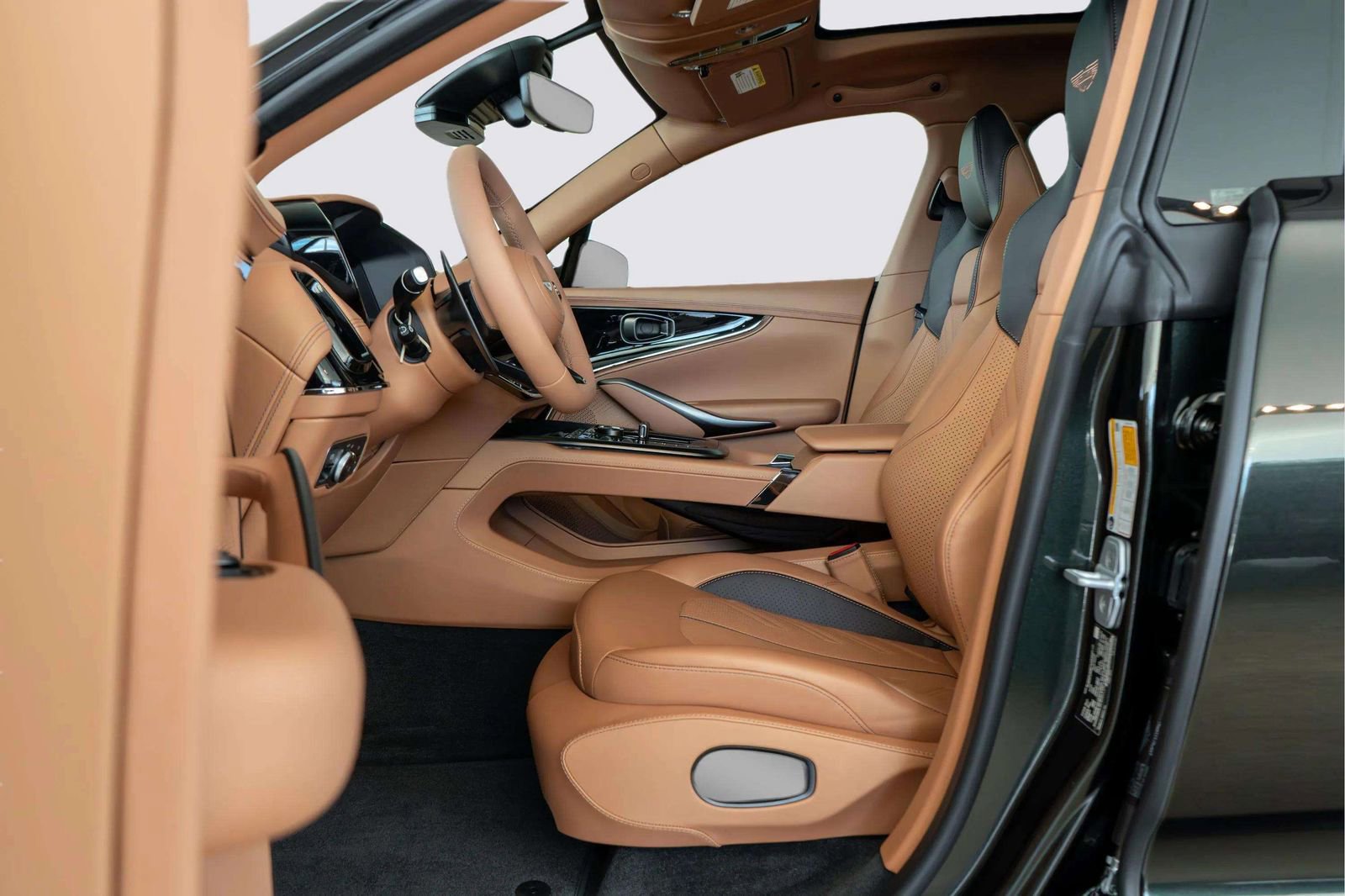 New 2026 Aston Martin DBX S AWD/4WD image 13
