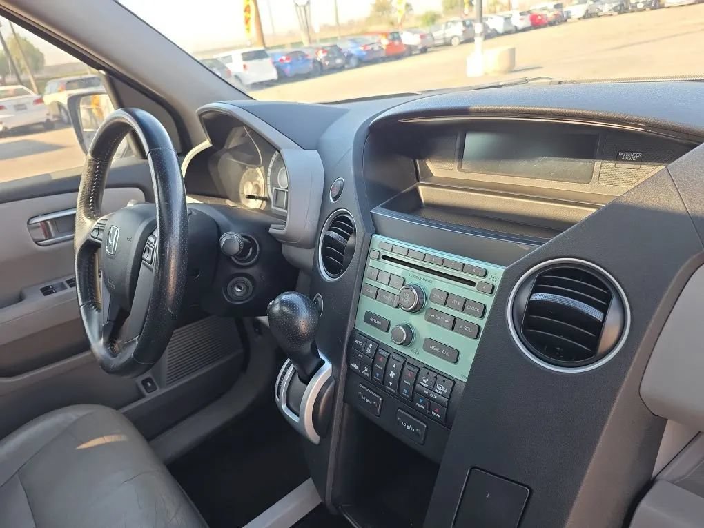 Used 2011 Honda Pilot EX-L image 18