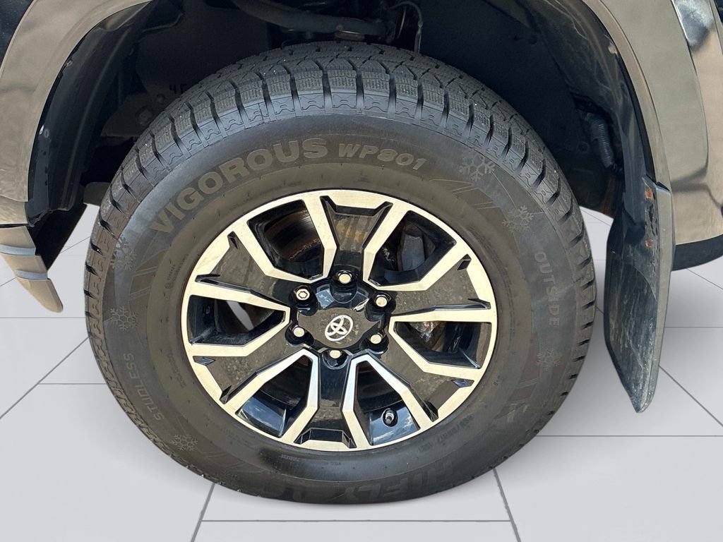 Used 2021 Toyota Tacoma 4x4 Double Cab w/ Tacoma SR5 Package image 12