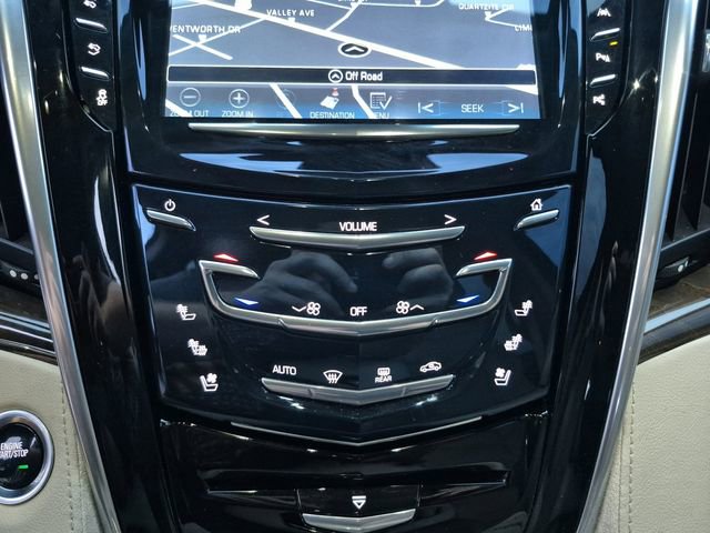 Used 2020 Cadillac Escalade Premium Luxury image 22