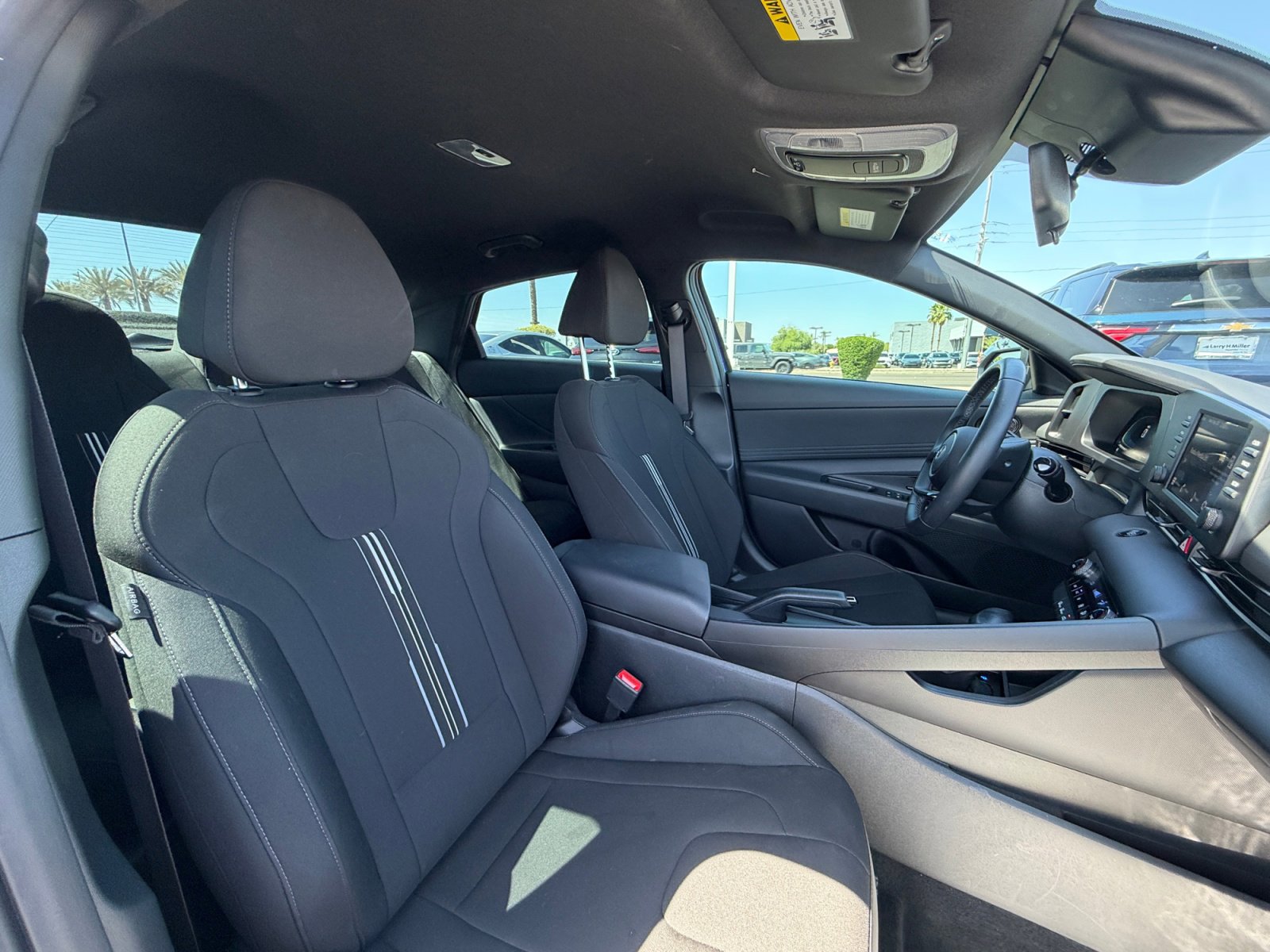 Certified 2025 Hyundai Elantra Sport FWD image 19