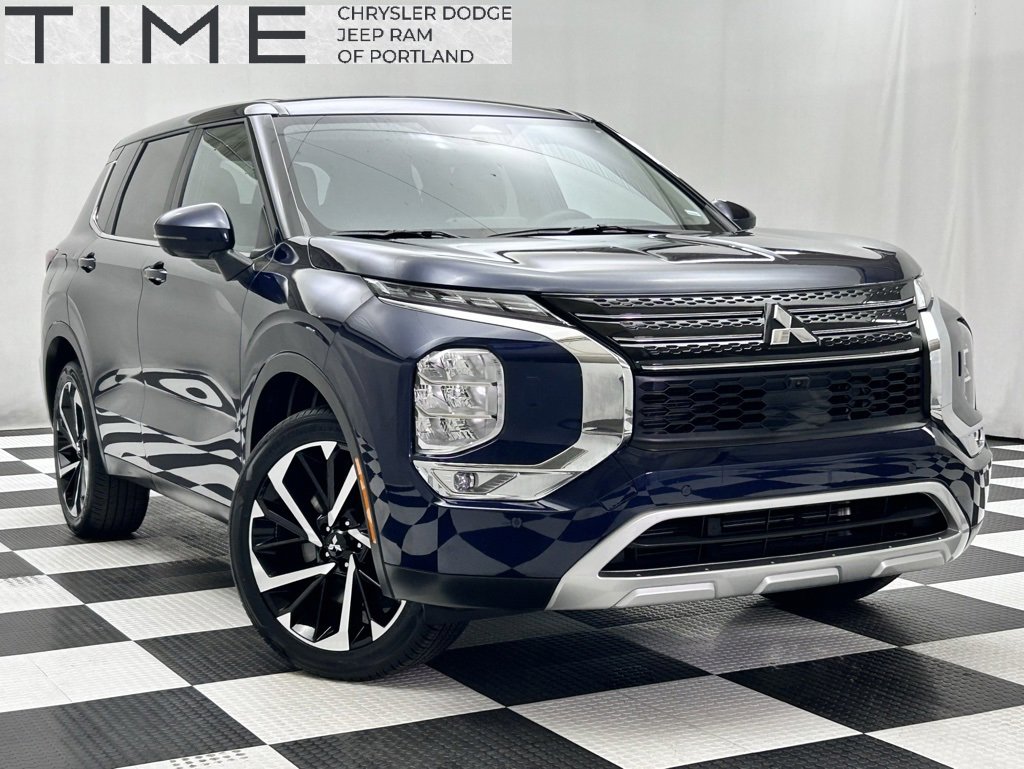 Used 2024 Mitsubishi Outlander SE