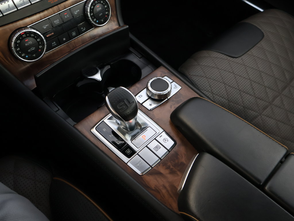 Certified 2020 Mercedes-Benz SL 550 image 28