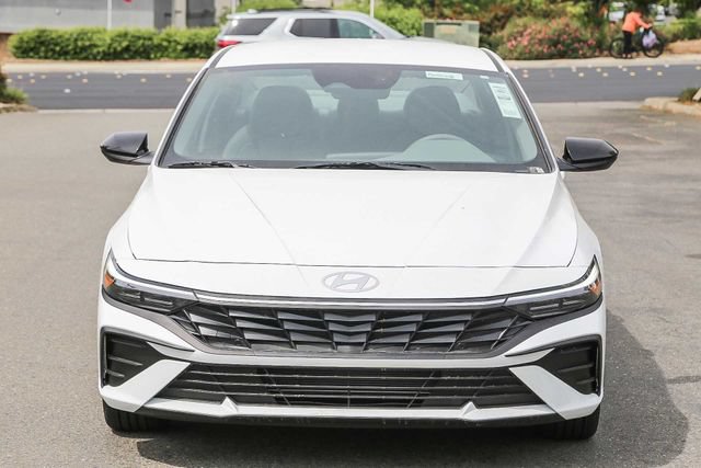 New 2026 Hyundai Elantra Sport FWD image 2