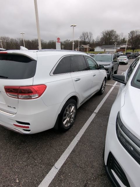 Used 2016 Kia Sorento SX image 8