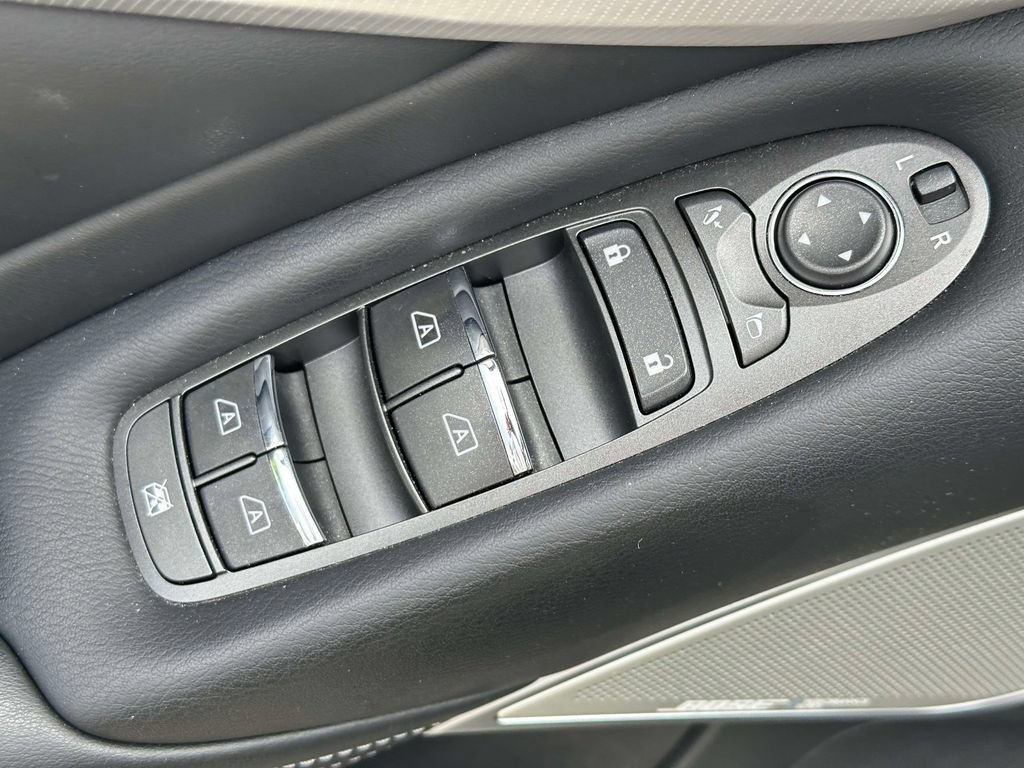 Used 2023 INFINITI Q50 Luxe AWD/4WD image 26
