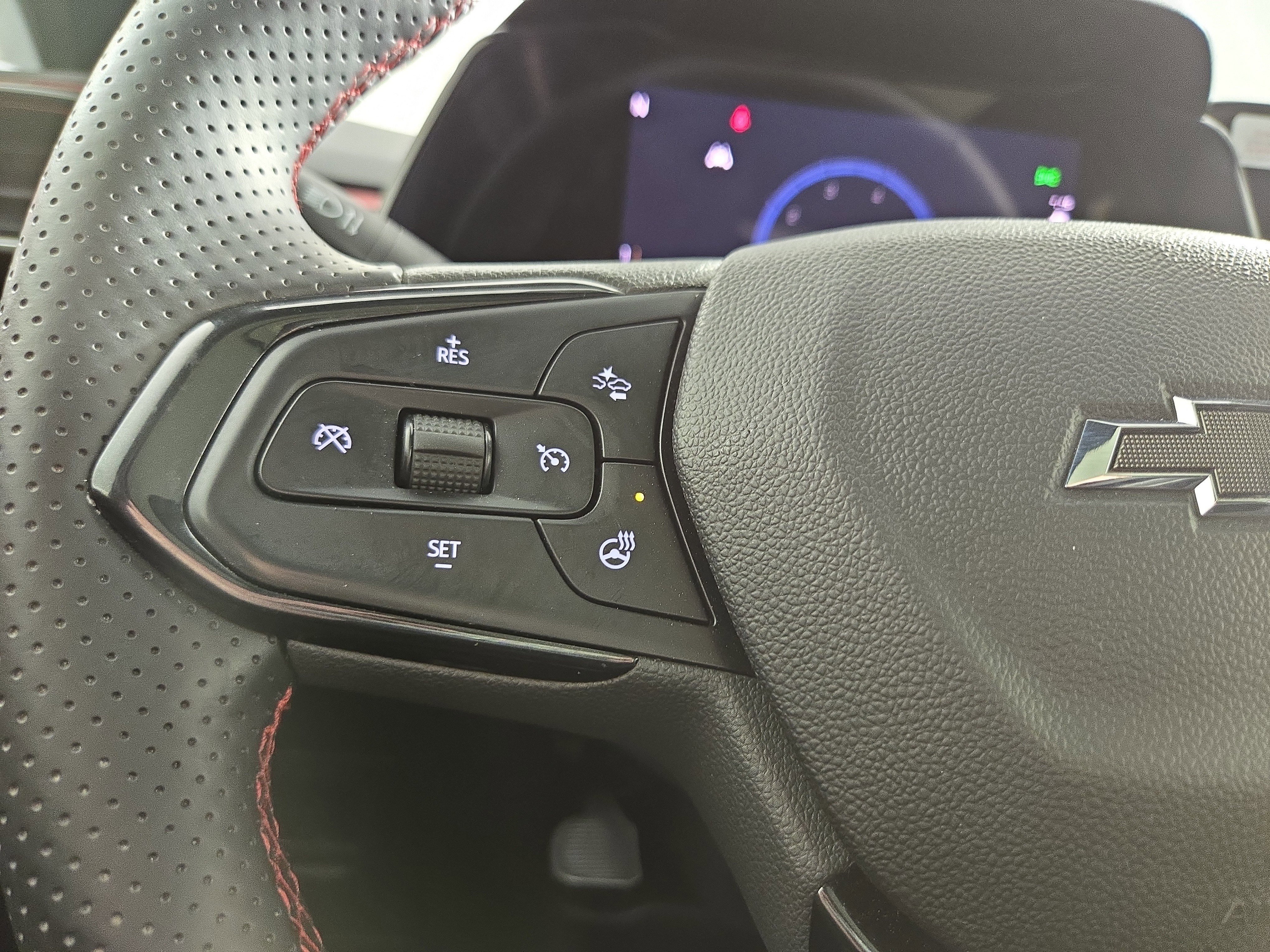 Certified 2025 Chevrolet TrailBlazer RS w/ Convenience Package image 15