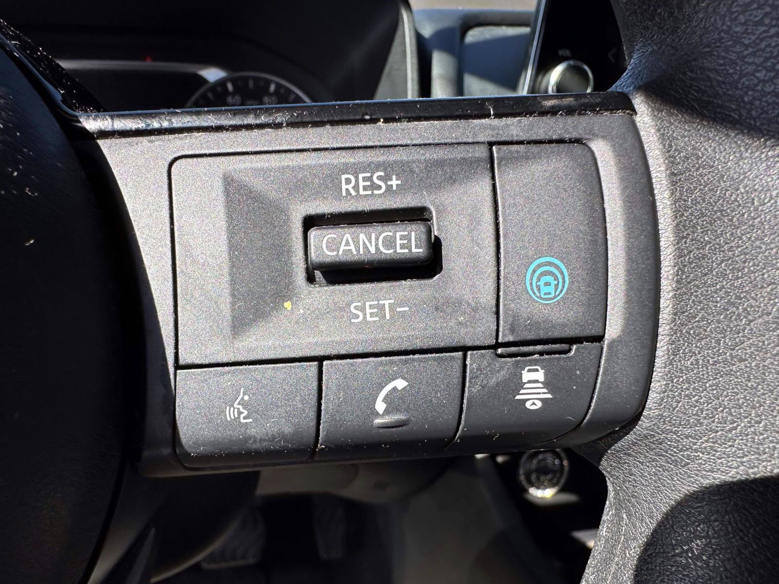 Certified 2021 Nissan Rogue SV AWD/4WD image 30