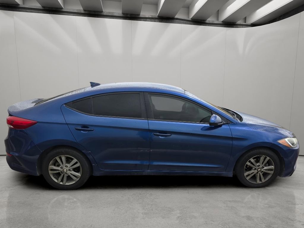Used 2018 Hyundai Elantra SEL FWD image 6