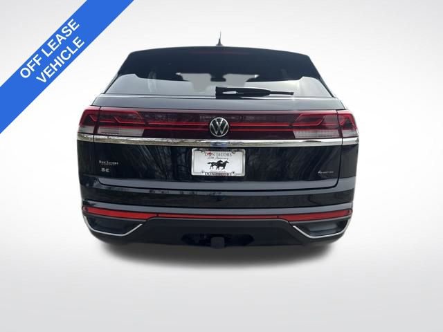 Used 2024 Volkswagen Atlas Cross Sport SE image 4
