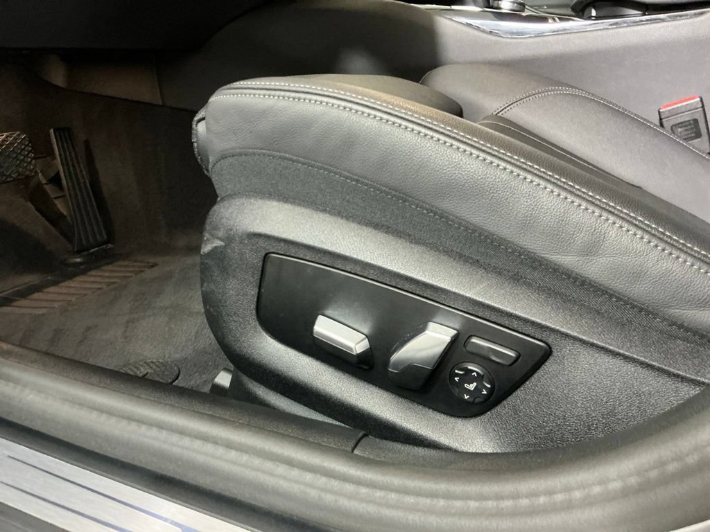 Certified 2023 BMW 530i w/ Convenience Package RWD image 20