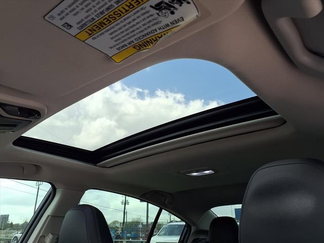 Used 2023 Subaru Legacy Limited image 10