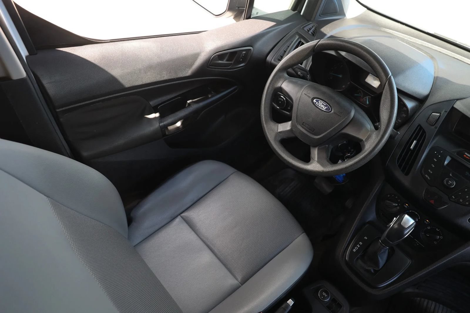 Used 2018 Ford Transit Connect XL FWD image 13