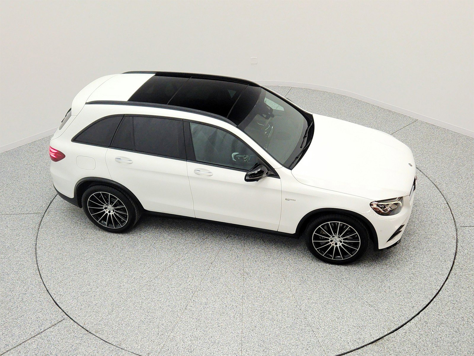 Used 2018 Mercedes-Benz GLC 43 AMG 4MATIC image 25