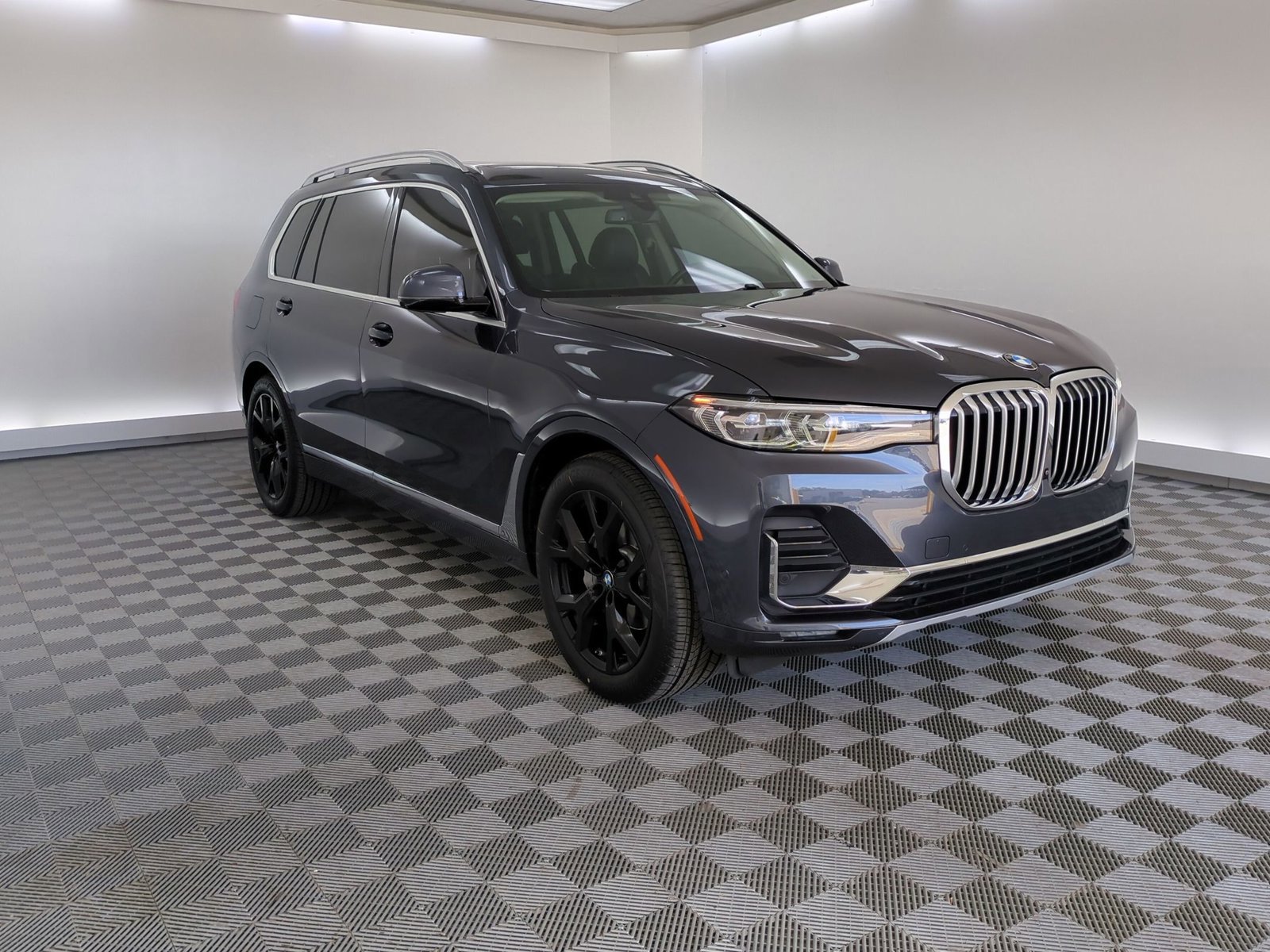 Used 2021 BMW X7 xDrive40i w/ Premium Package image 7